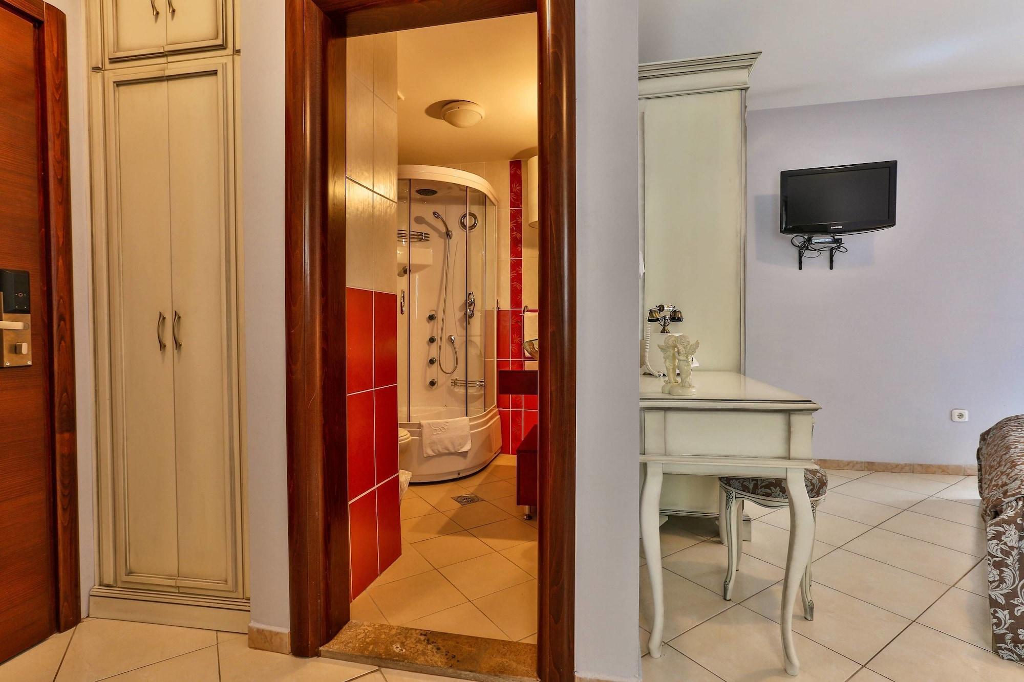 Villa Imperija Guesthouse بودفا المظهر الخارجي الصورة