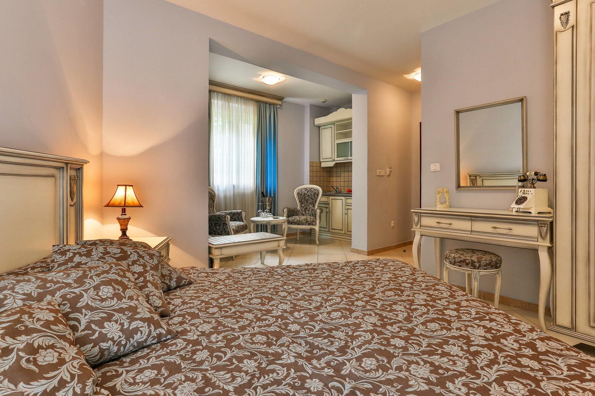 Villa Imperija Guesthouse بودفا المظهر الخارجي الصورة