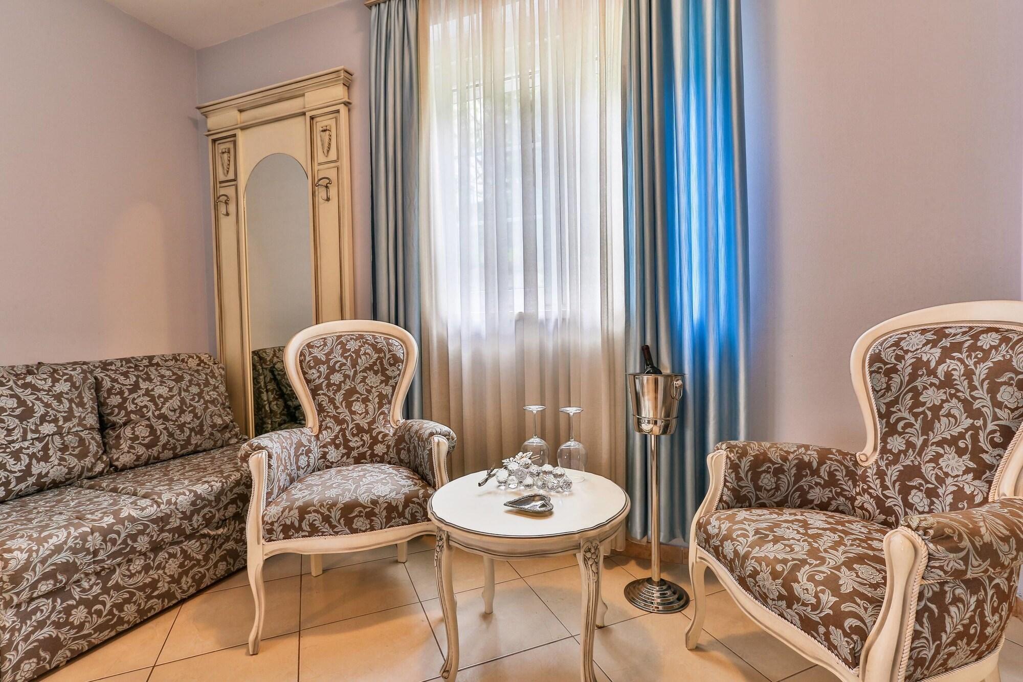 Villa Imperija Guesthouse بودفا المظهر الخارجي الصورة