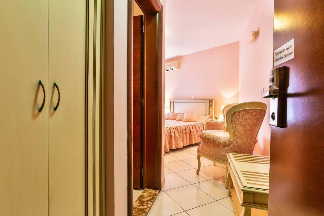 Villa Imperija Guesthouse بودفا المظهر الخارجي الصورة